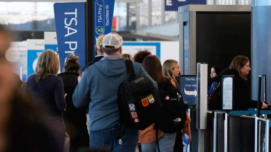 DHS says it’s suspending TSA PreCheck and Global Entry due to shutdown