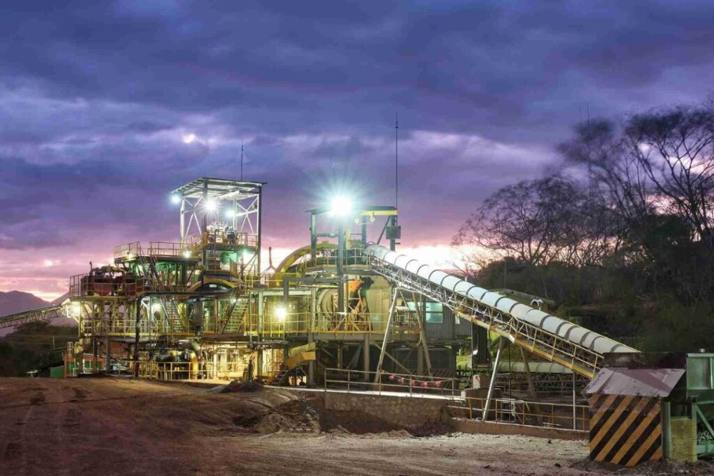 Dictadura también le dobla el brazo a Equinox Gold: minera canadiense pagará .4 millones a la DGI