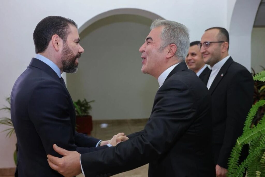 Laureano Ortega ignora advertencias de EEUU y ratifica alianza con Irán