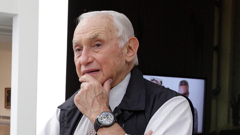 Leslie Wexner says Epstein makes ‘Bernie Madoff look like a Boy Scout,’ doesn’t directly answer why he never reported alleged massive theft: Deposition
