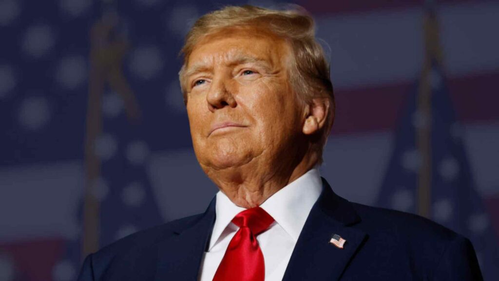 Trump dice que un cambio de régimen en Irán “sería lo mejor que podría pasar”